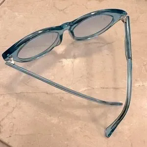 Gucci | Accessories | Super Chic Gucci Clear Blue Sunglasses 